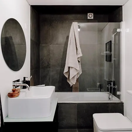 Апартаменти Amba - 2 Bedrooms In Bica Лісабон