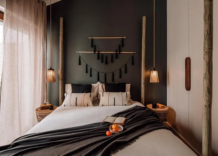 Amba - 2 Bedrooms In Bica