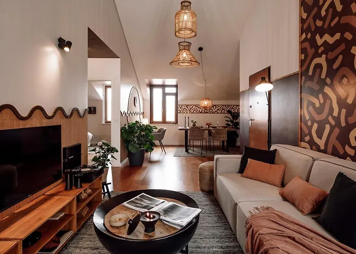 Amba - 2 Bedrooms In Bica Διαμέρισμα